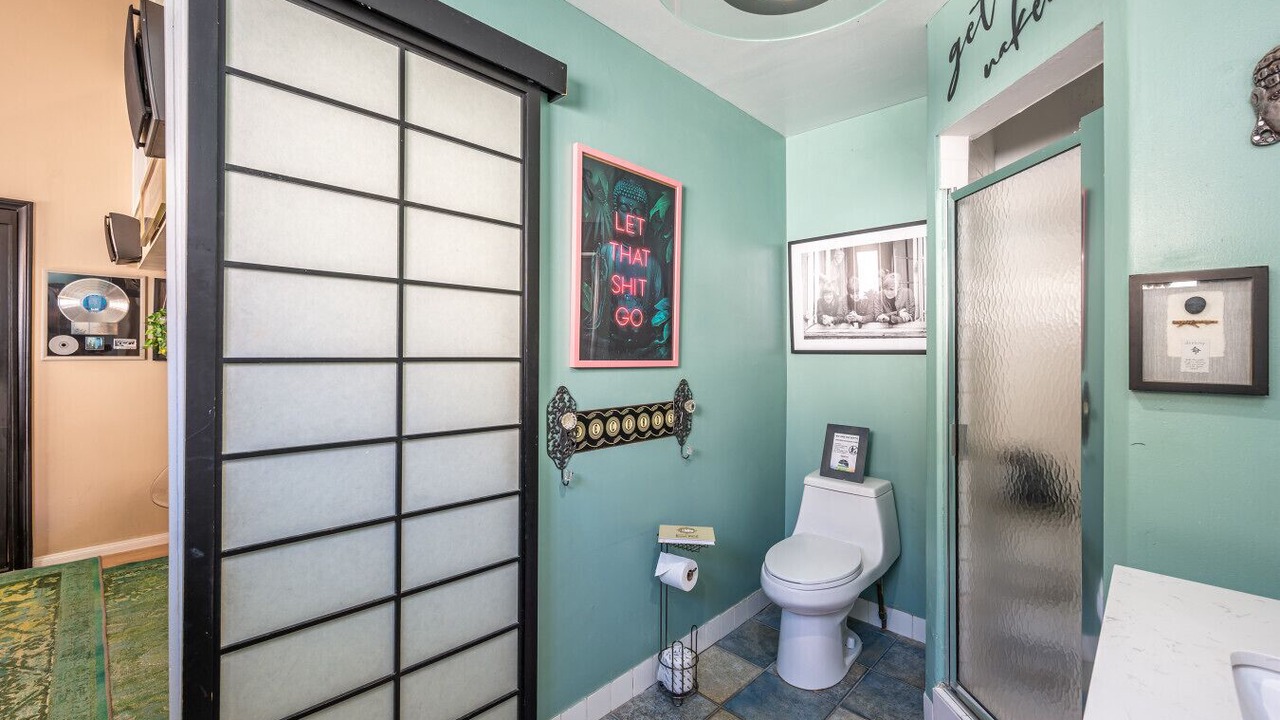 Photo of Bathroom in Calabasas