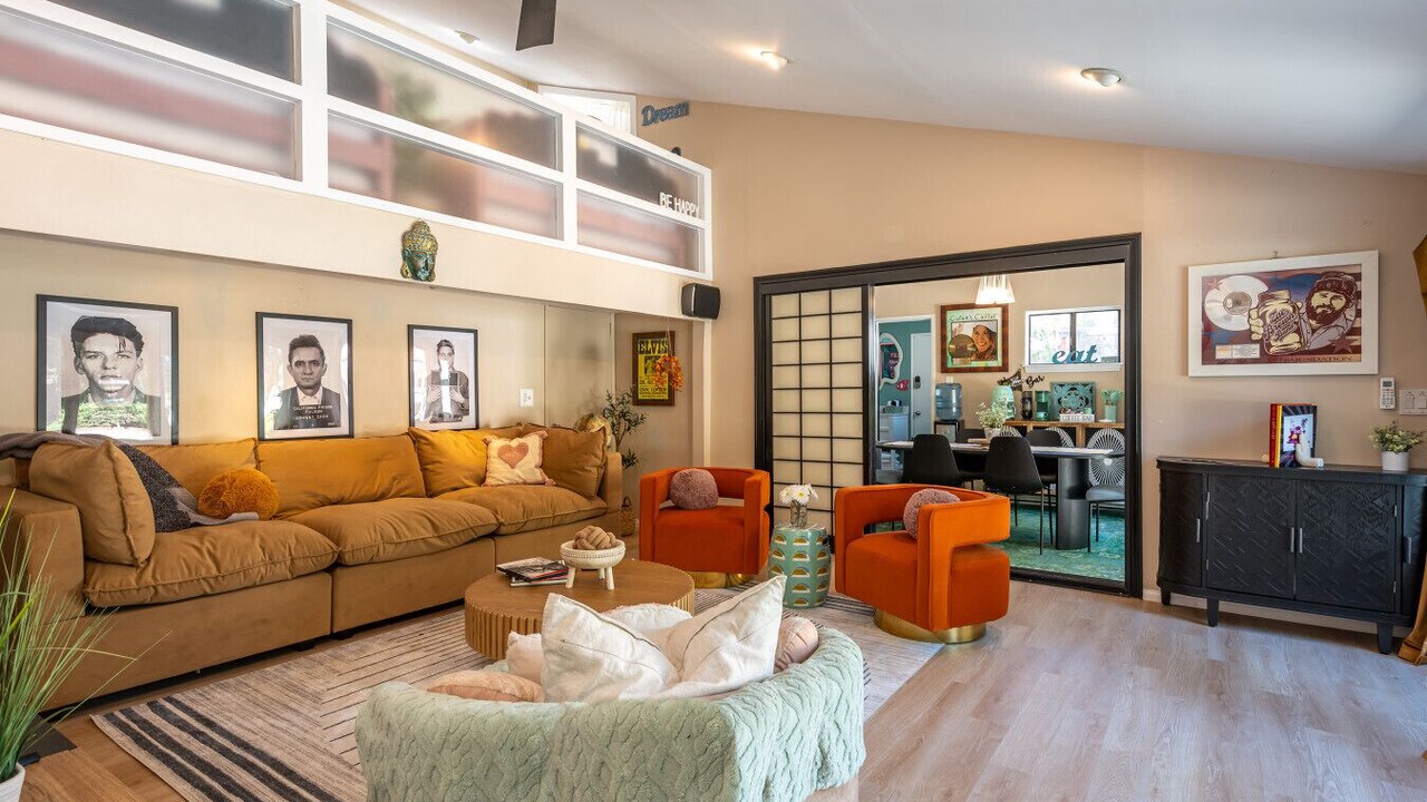 Photo of Bedroom in Calabasas