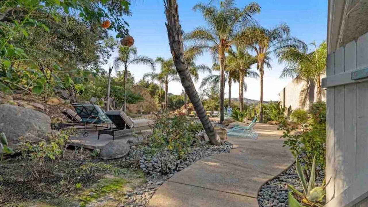 Photo of Others in Calabasas
