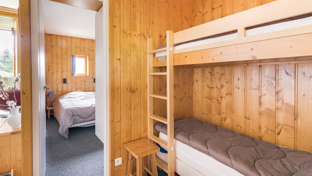 Photo of Bedroom in Arc-1800