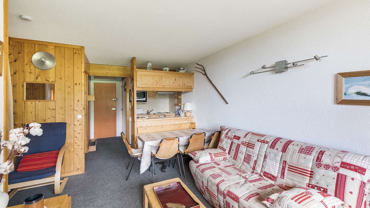 Photo of Livingroom in Arc-1800