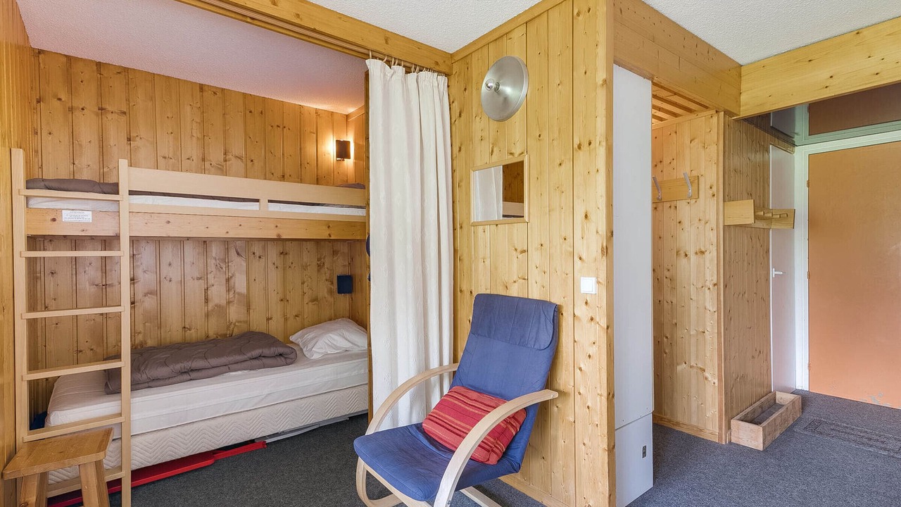 Photo of Bedroom in Arc-1800
