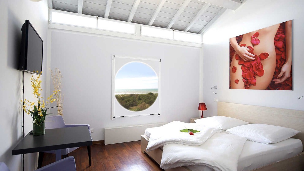 Photo of Bedroom in Calambrone