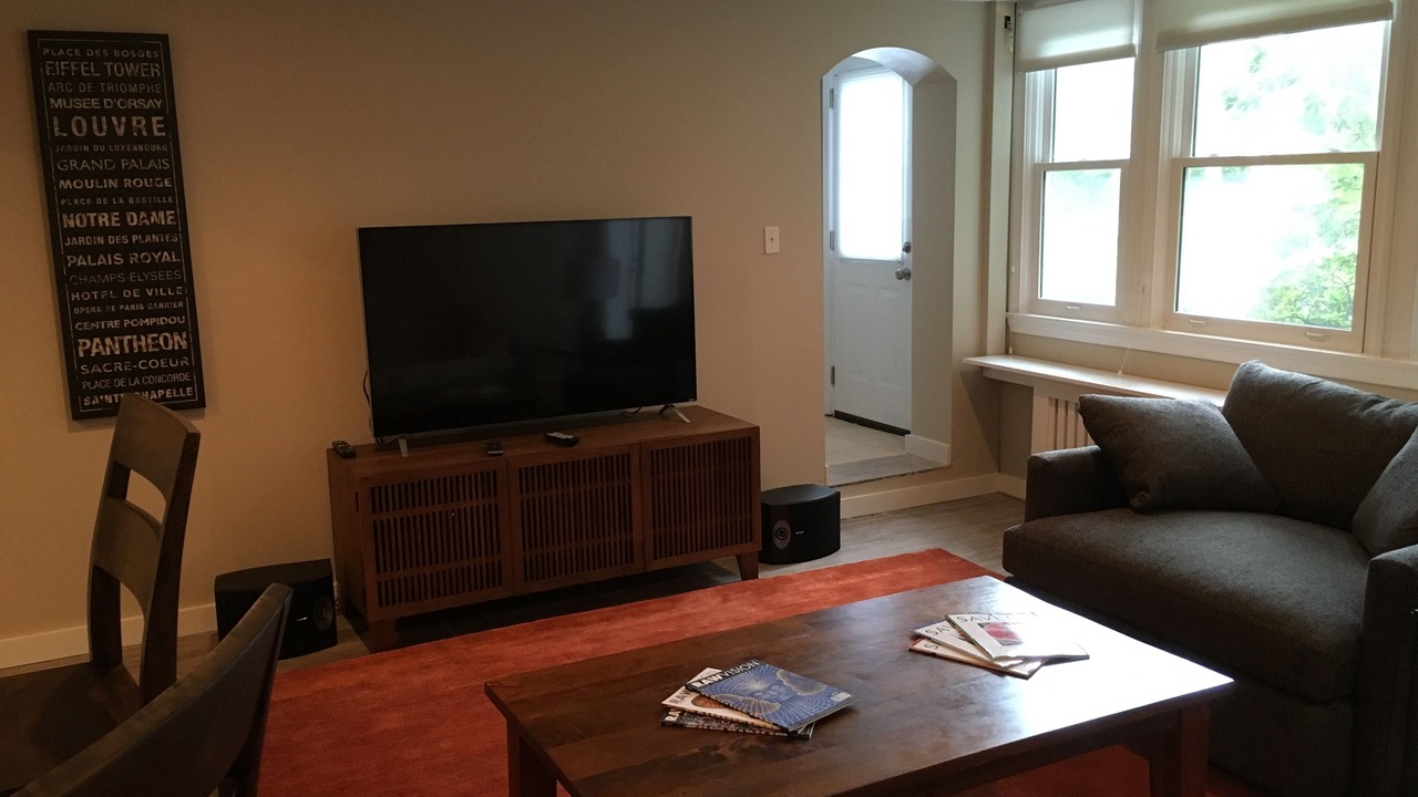 Photo of Livingroom in North Cleveland Park
