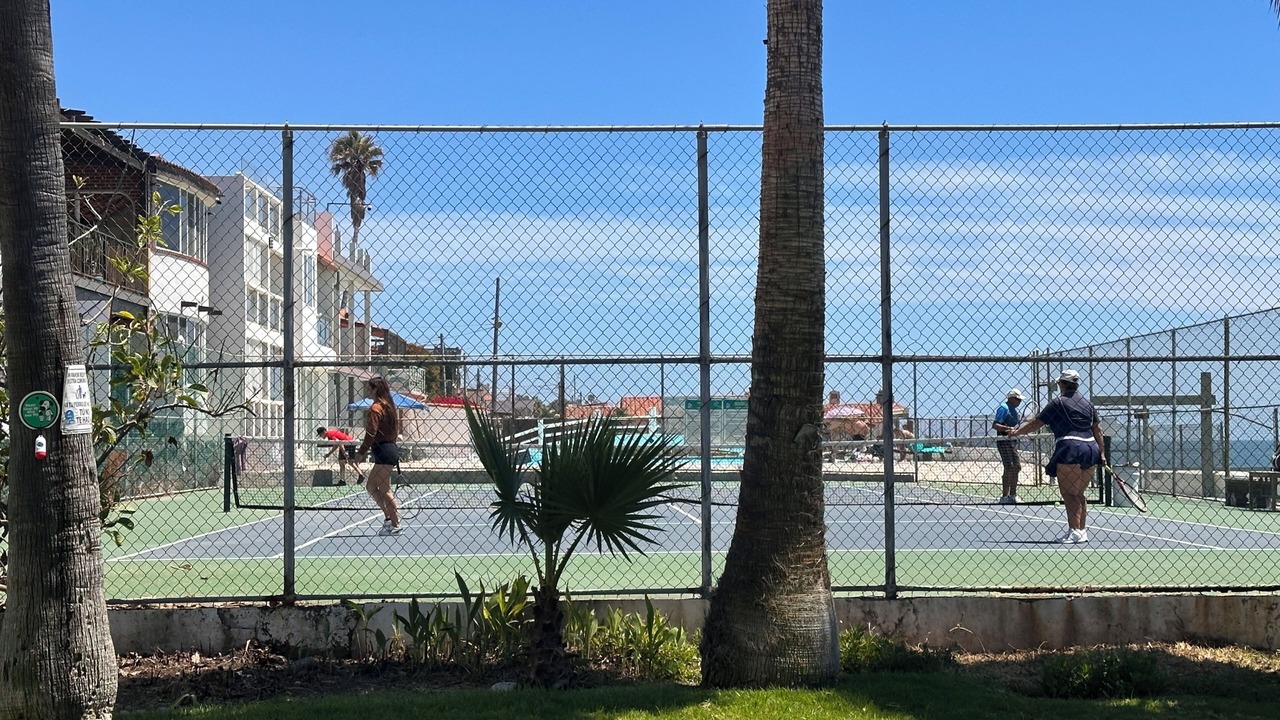 Photo of Others in San Antonio del Mar