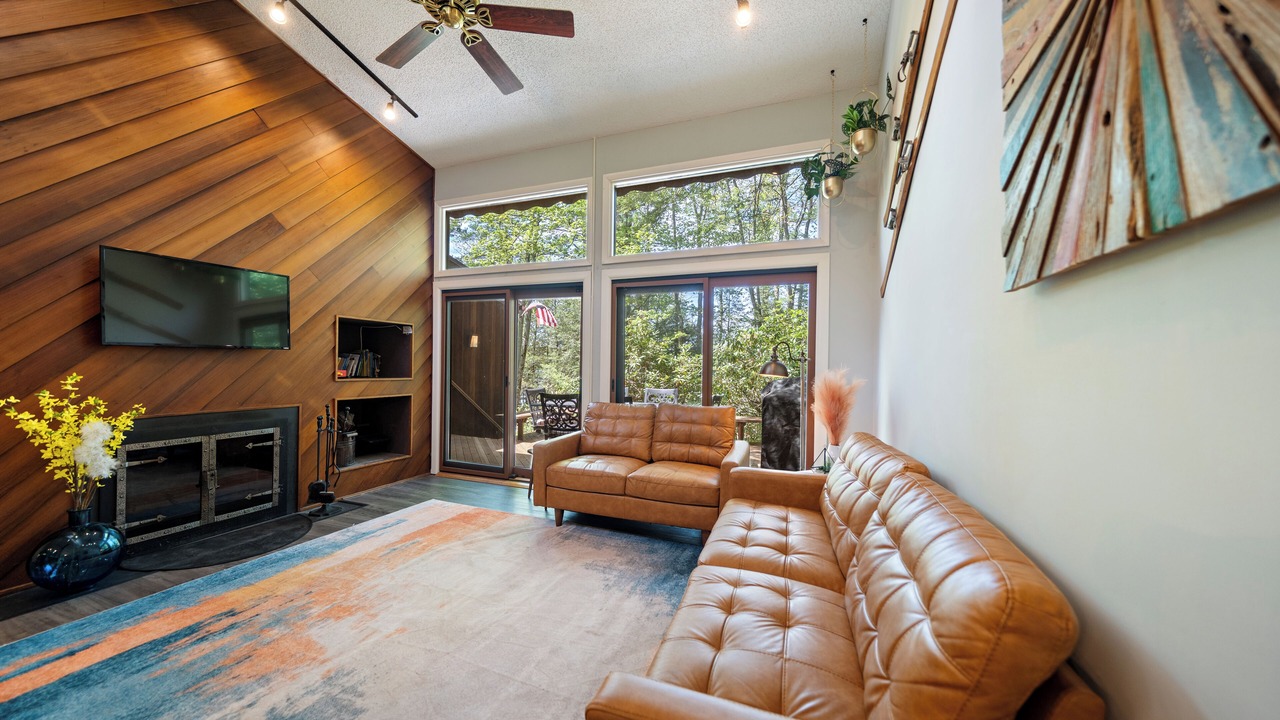 Photo of Livingroom in Pocono Pines