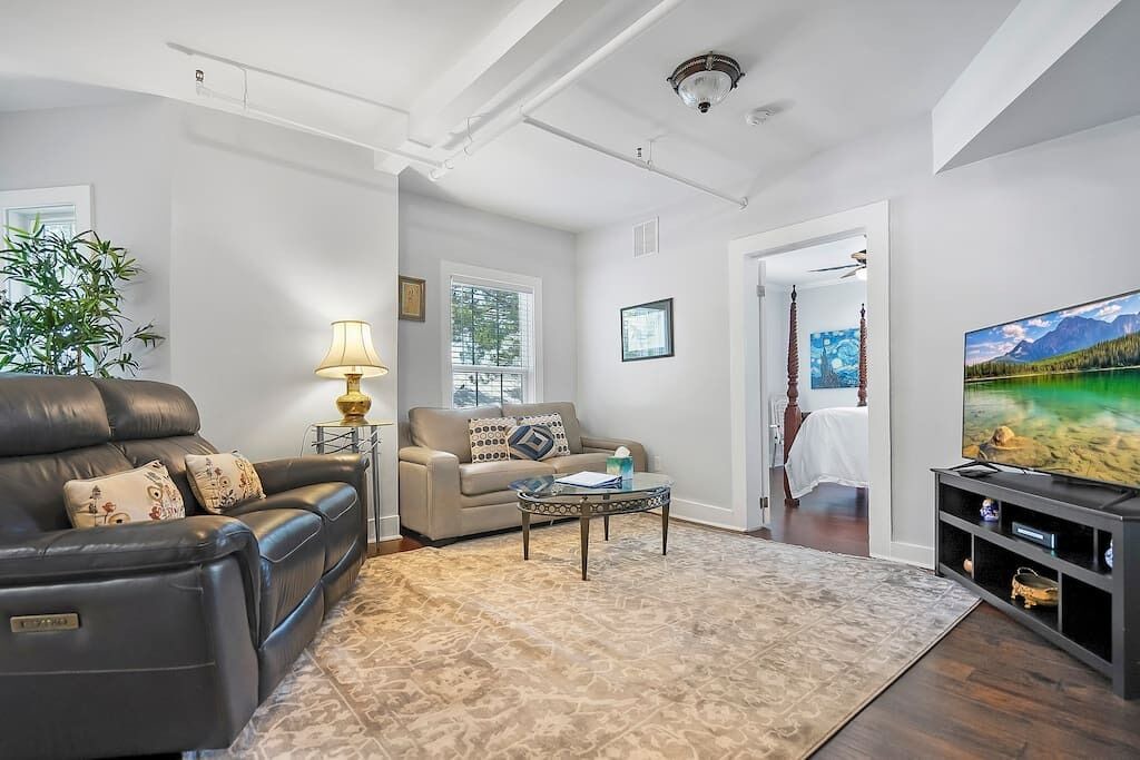Photo of Livingroom in Downtown Historic District