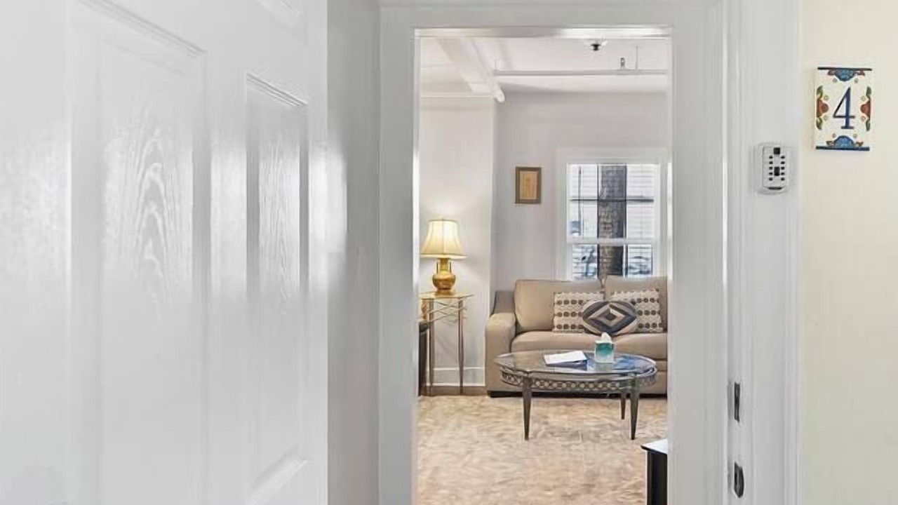 Photo of Livingroom in Downtown Historic District