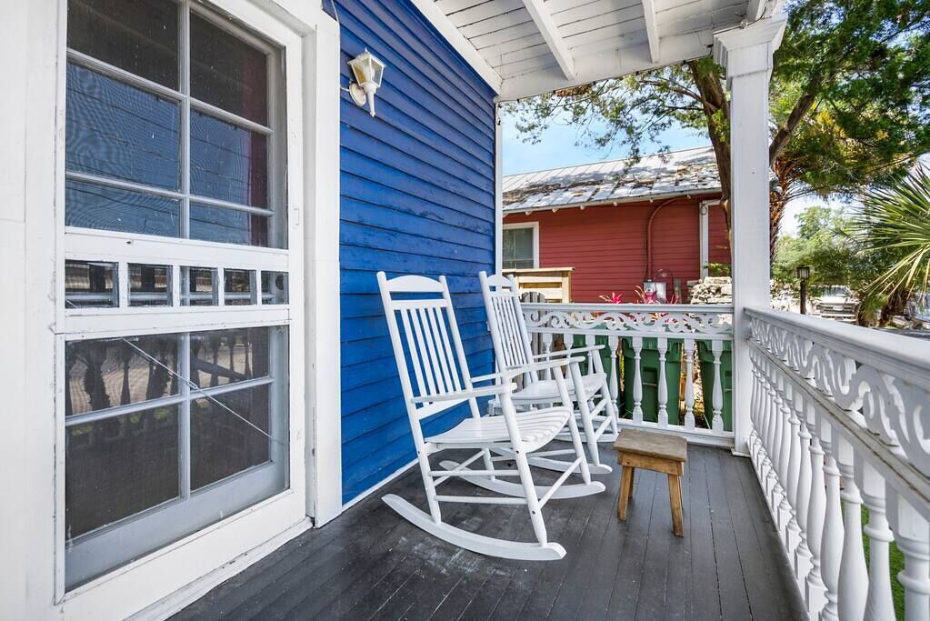 Photo of Patio Balcony in Downtown Historic District