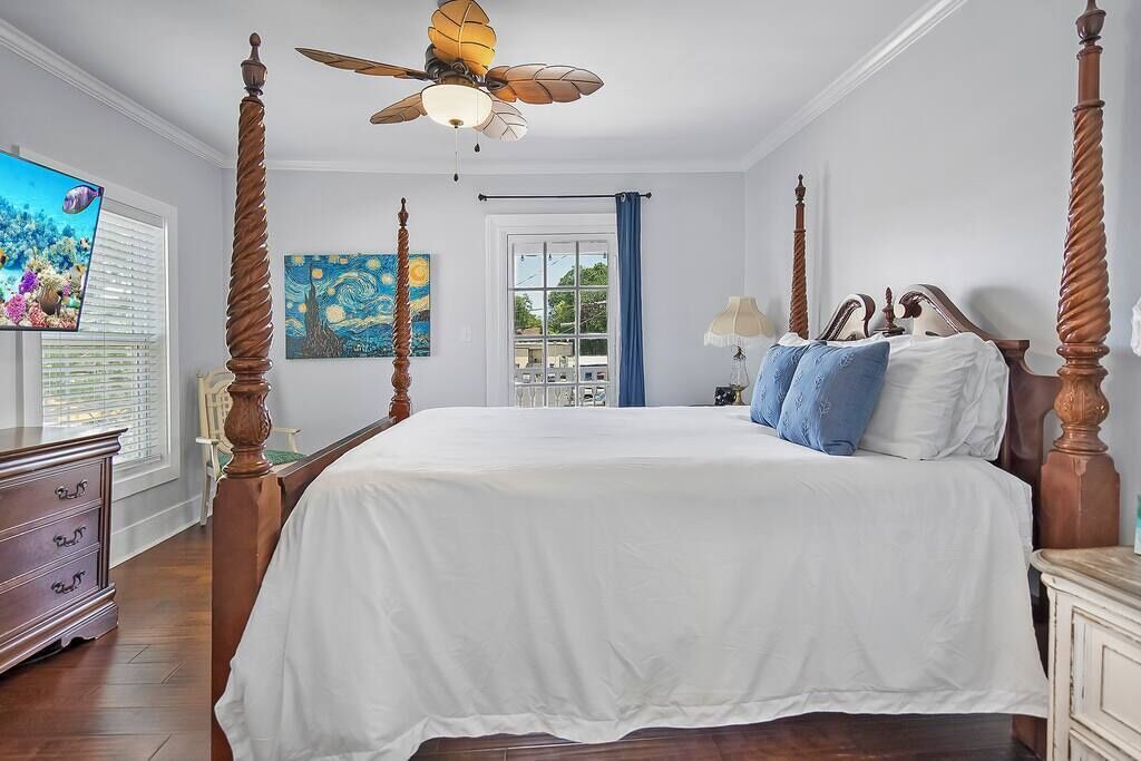 Photo of Bedroom in Downtown Historic District