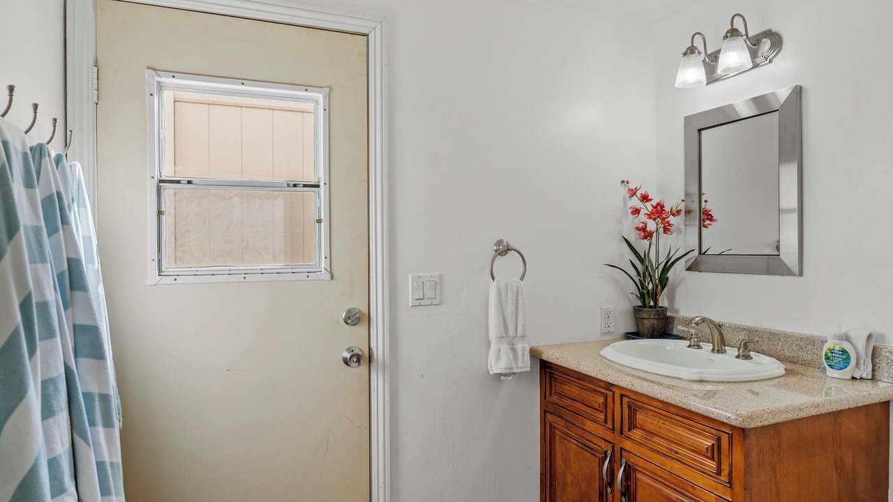 Photo of Bathroom in Silver Strand