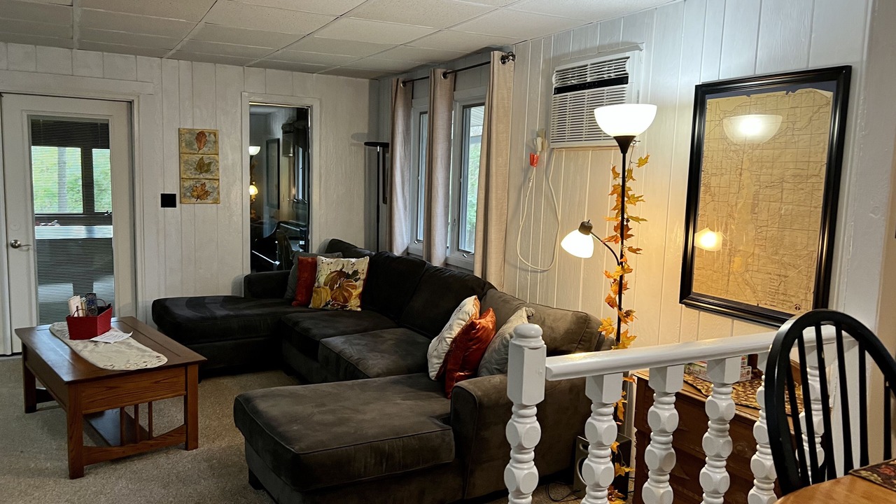 Photo of Livingroom in Friendship