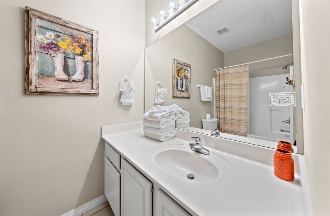 Photo of Bathroom in Orange Beach
