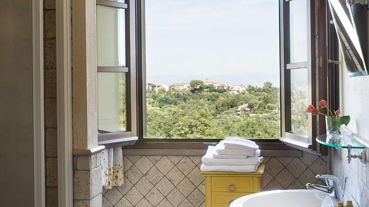 Photo of Bathroom in Palaia