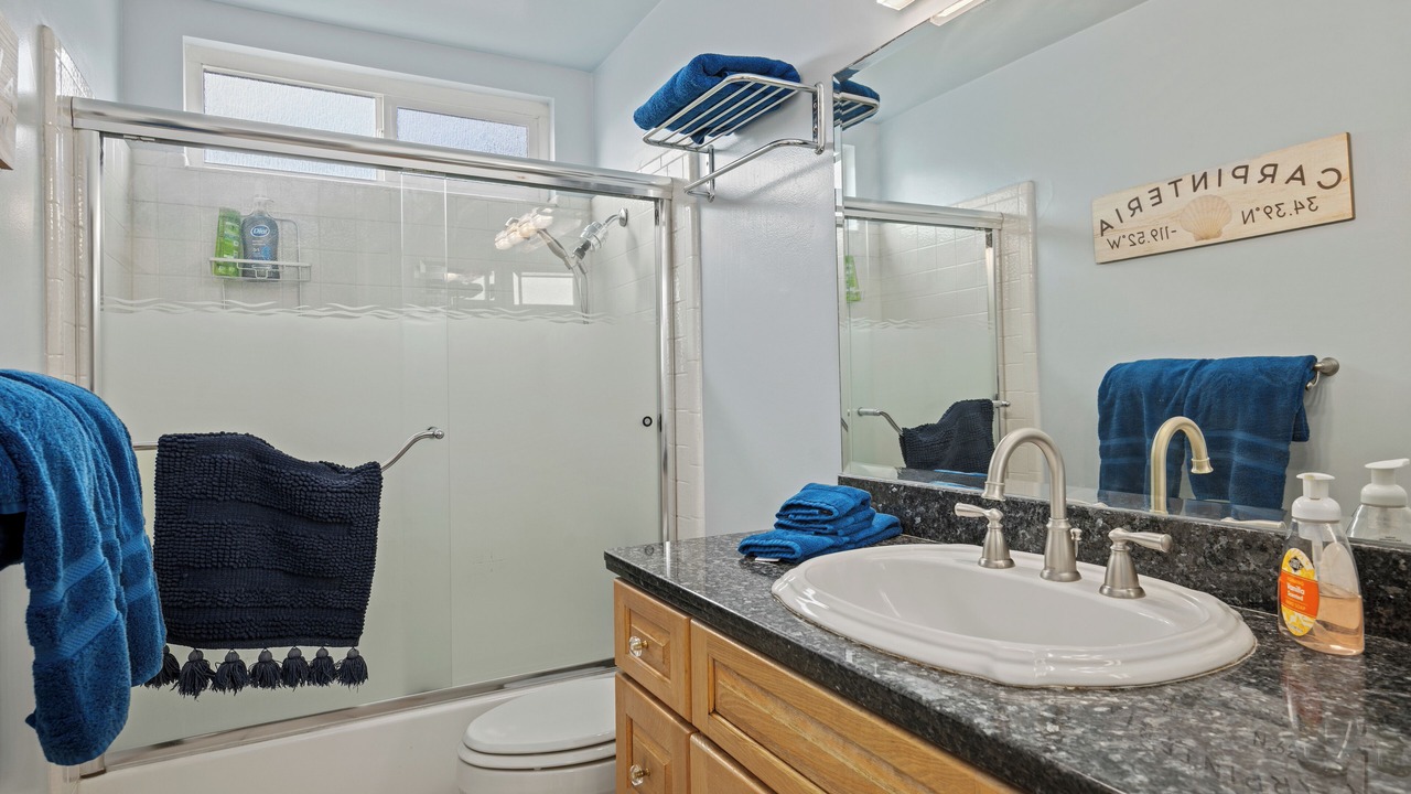 Photo of Bathroom in Carpinteria