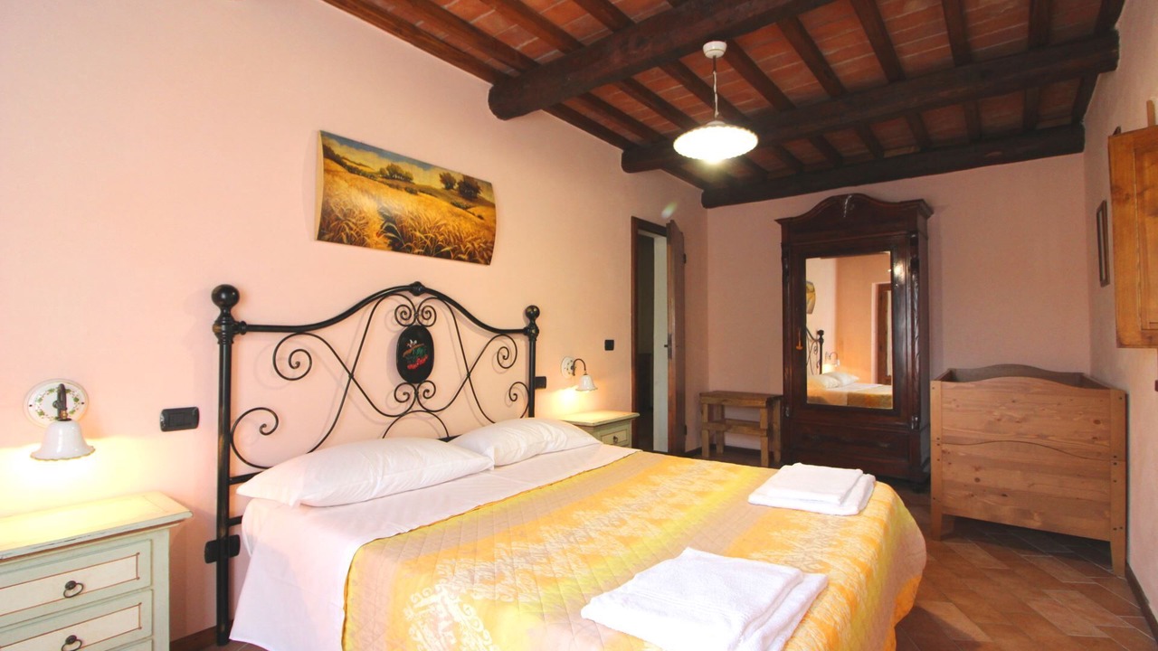 Photo of Bedroom in Castiglion Fibocchi