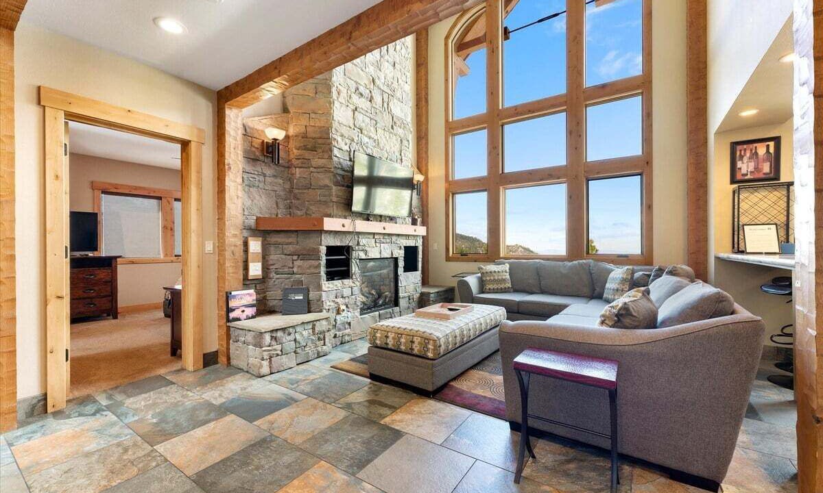 Photo of Bedroom in Tahoe Village