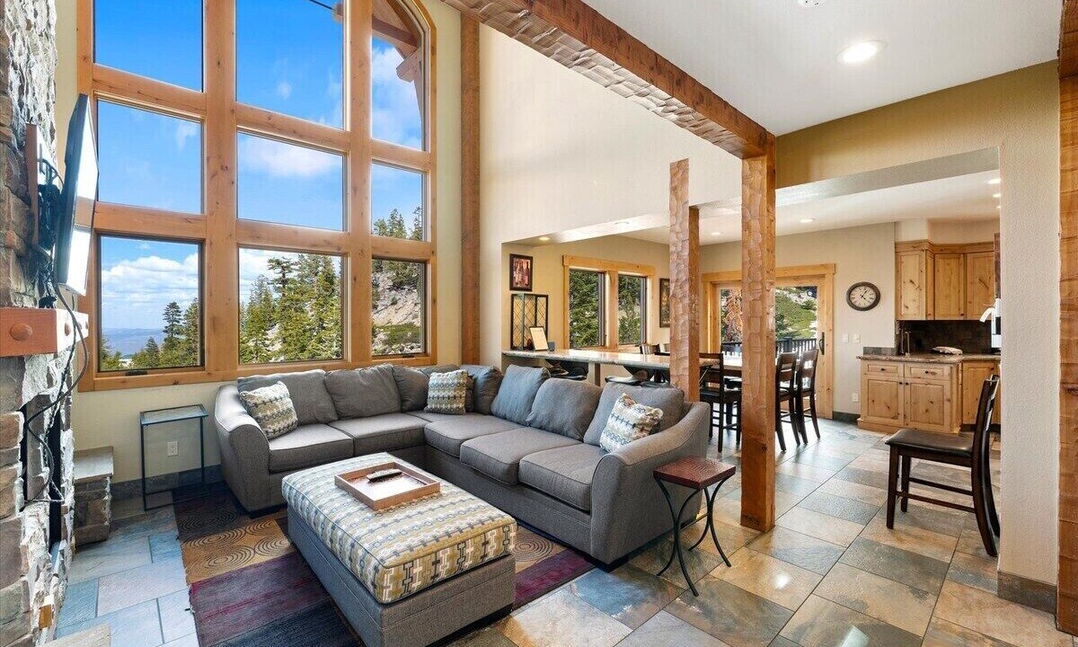 Photo of Bedroom in Tahoe Village