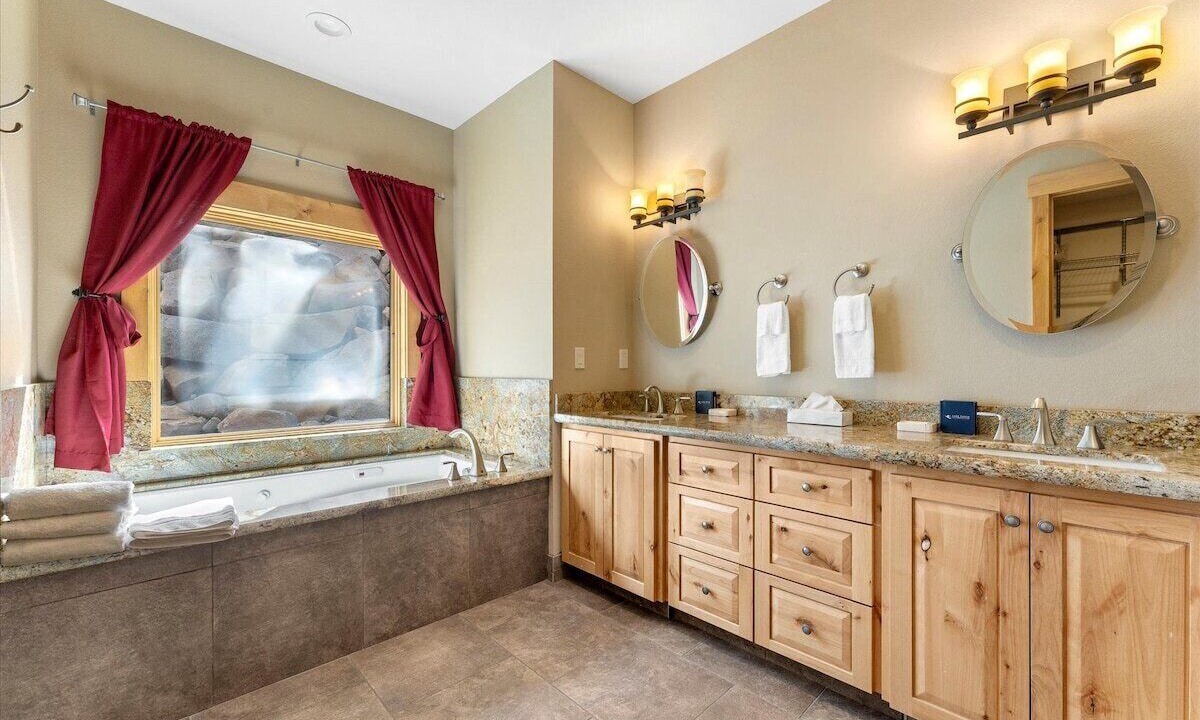 Photo of Bathroom in Tahoe Village