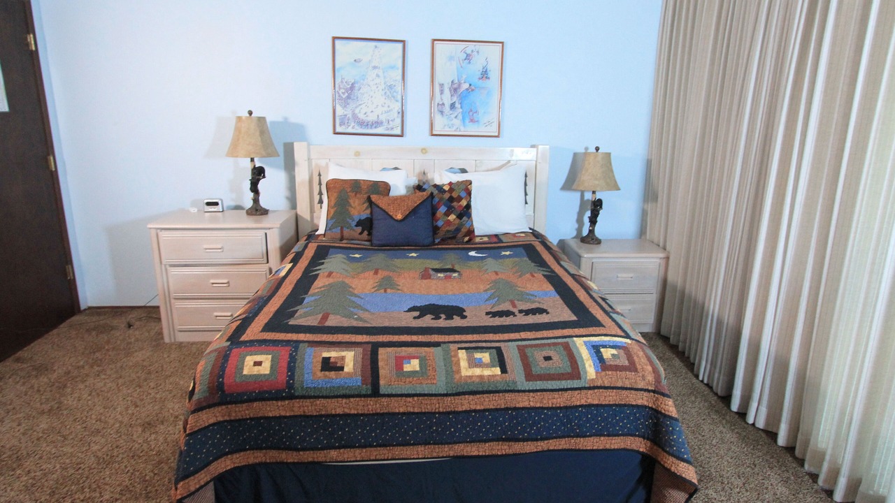Photo of Bedroom in Tahoe Village