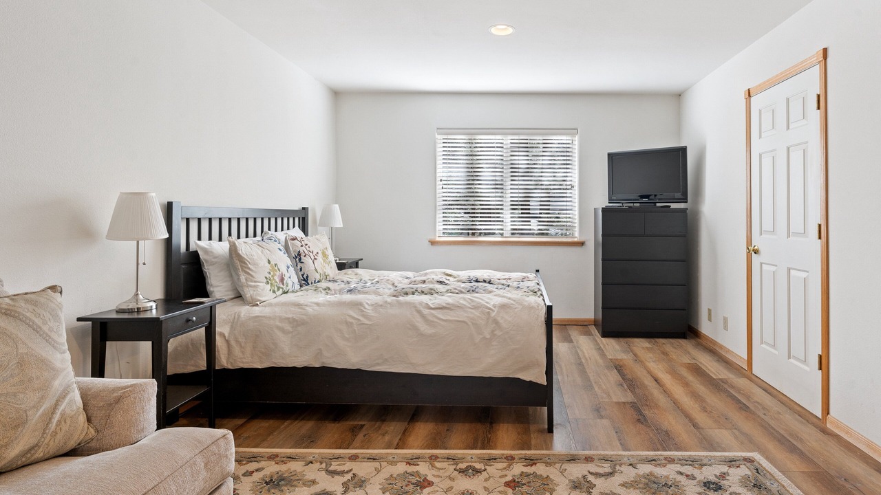 Photo of Bedroom in Pioneer Trail