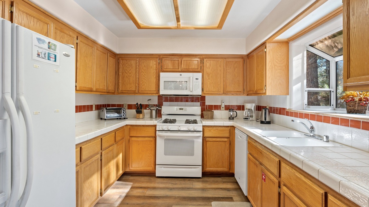 Photo of Kitchen in Pioneer Trail