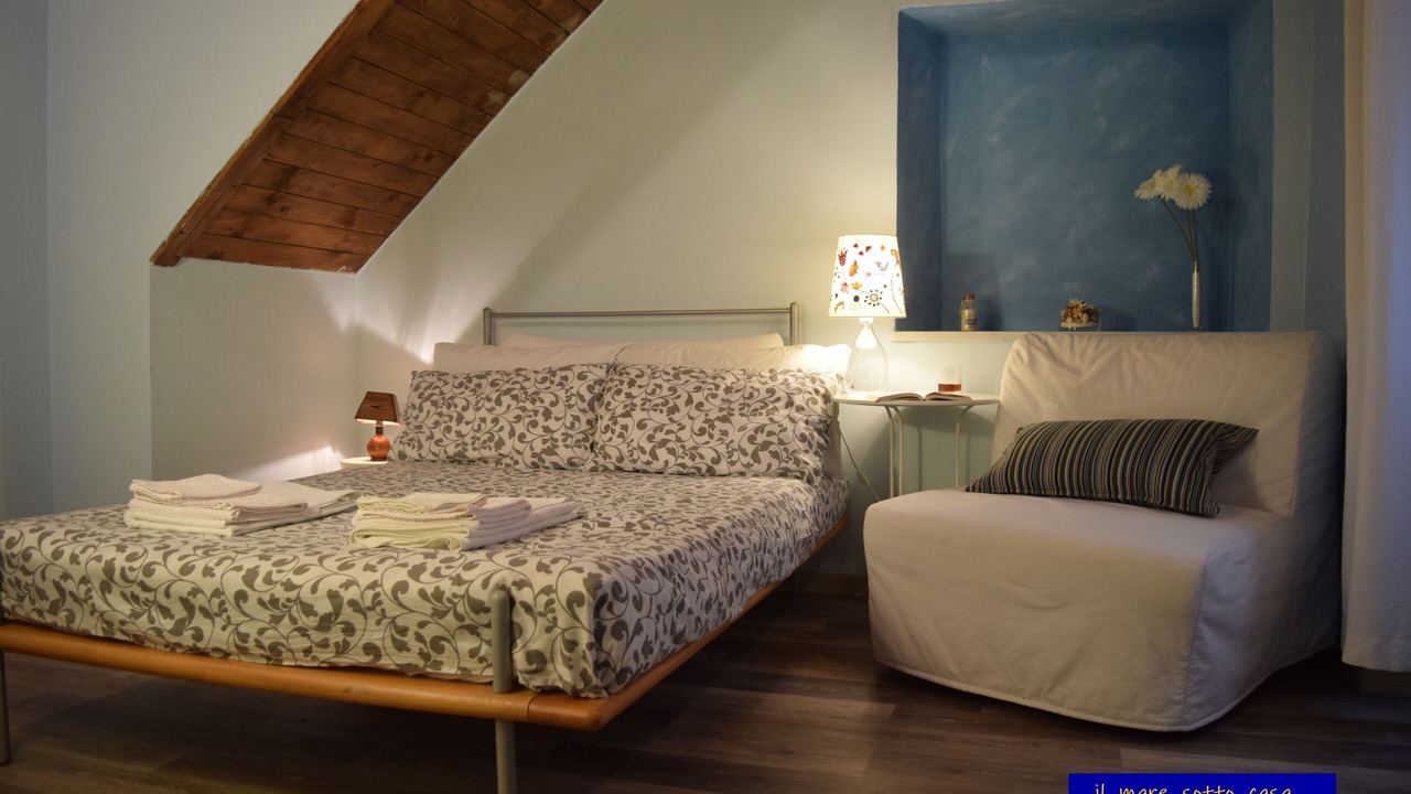 Photo of Bedroom in Fezzano