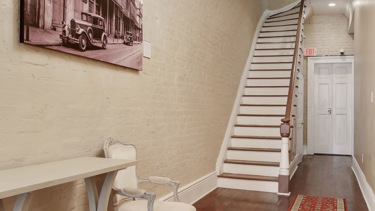 Photo of Others in Arts/Warehouse District