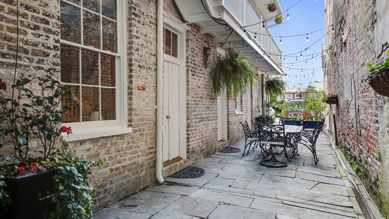 Photo of Outdoor in Arts/Warehouse District