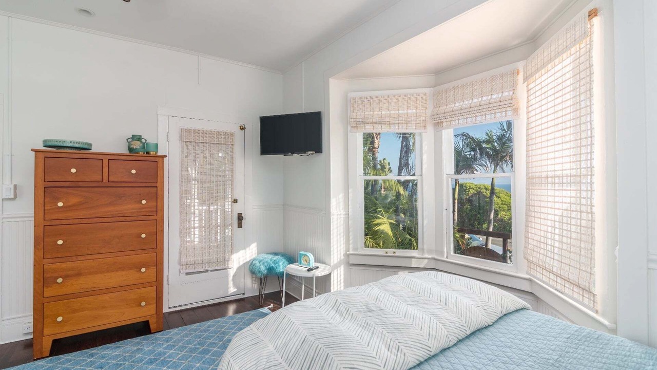 Photo of Bedroom in Summerland