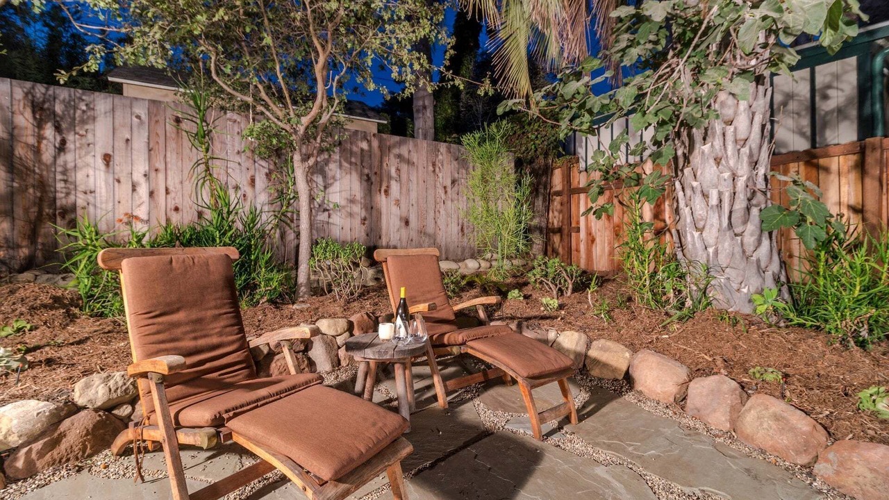 Photo of Patio Balcony in Summerland
