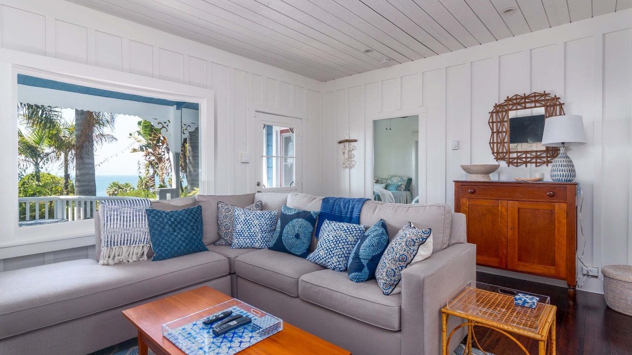 Photo of Livingroom in Summerland