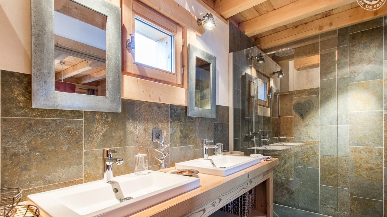 Photo of Bathroom in Notre-Dame-de-Bellecombe