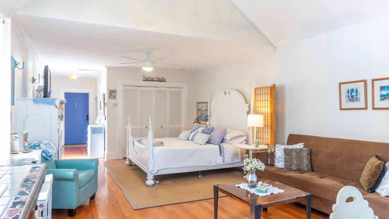 Photo of Bedroom in Mystic