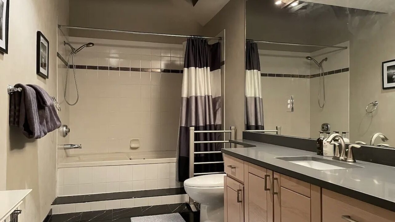 Photo of Bathroom in Blueberry Hill