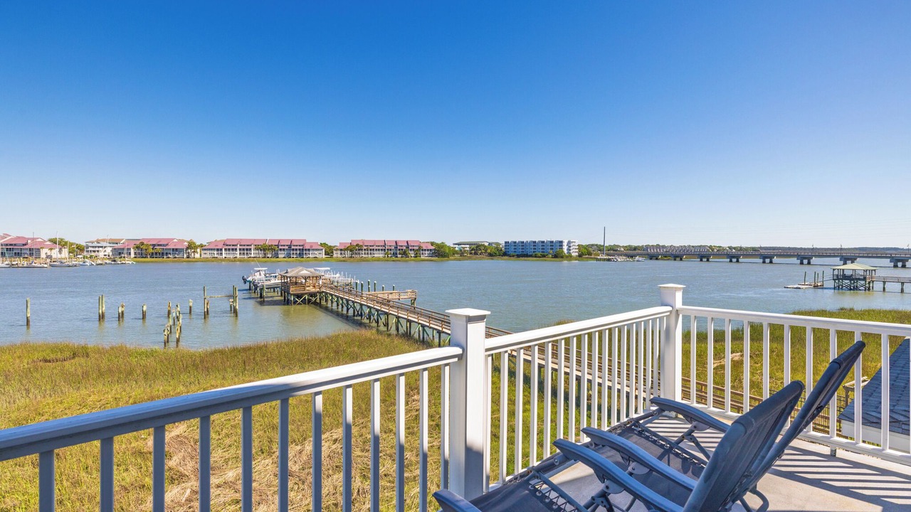 Photo of Patio Balcony in Waters Edge