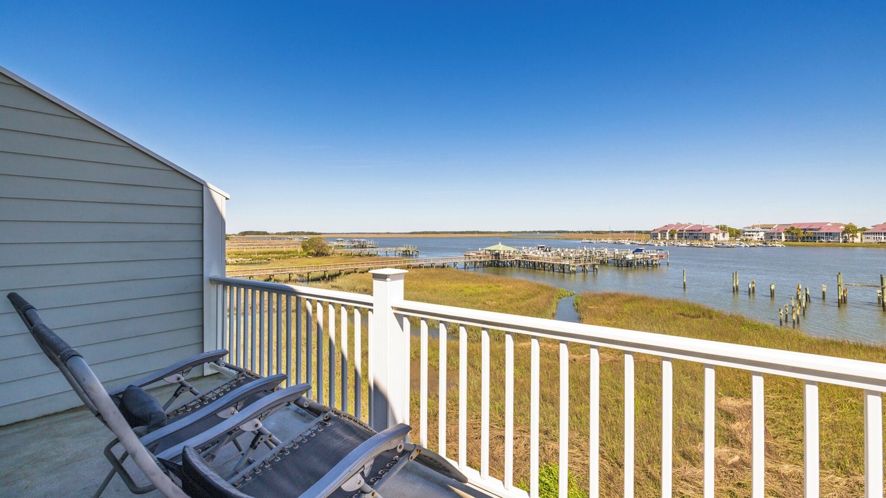 Photo of Patio Balcony in Waters Edge