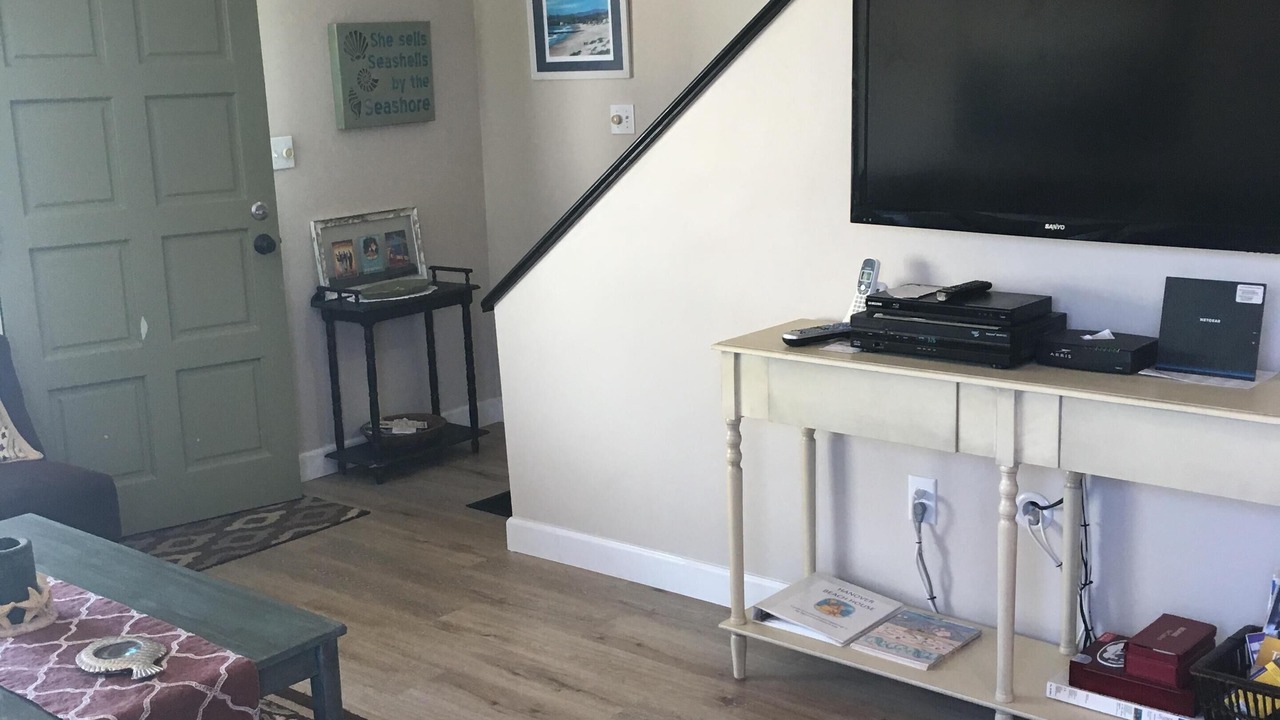 Photo of Bedroom in Pierpont Bay