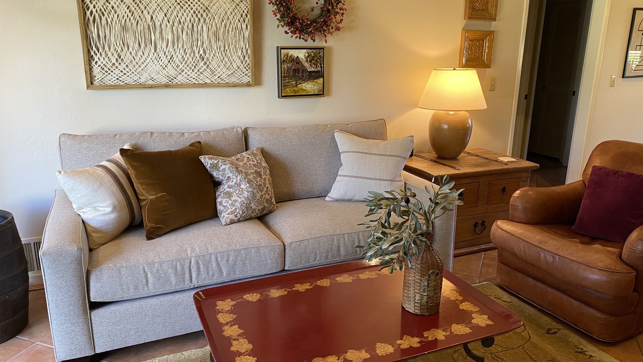 Photo of Livingroom in Napa