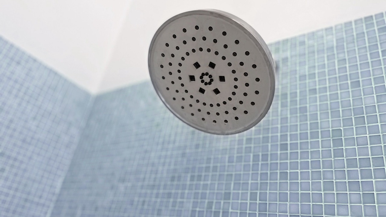 Photo of Bathroom in Racquet Club Estates