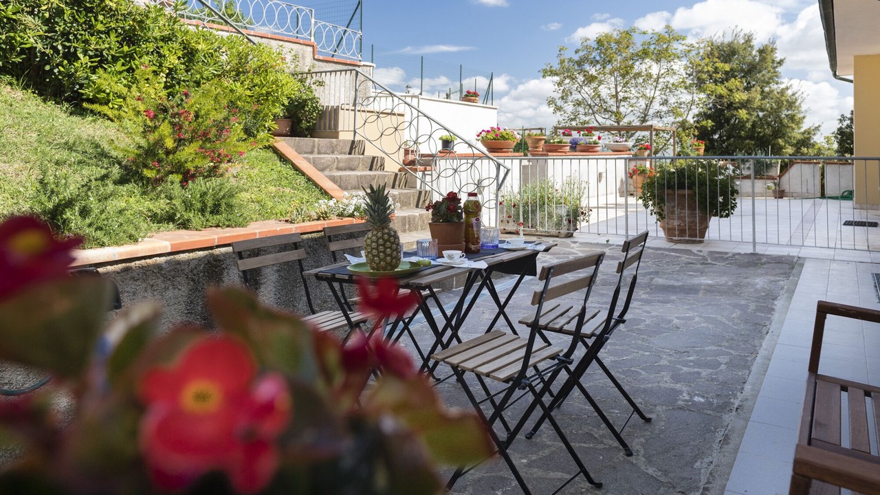 Photo of Patio Balcony in Morrona