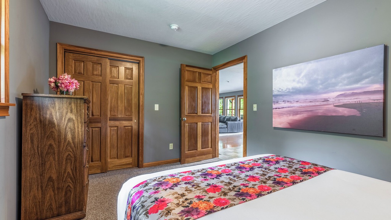 Photo of Bedroom in Logan