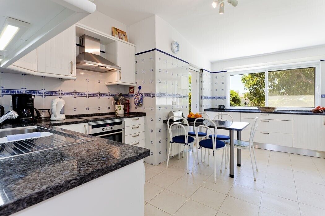 Photo of Kitchen in Carvoeiro