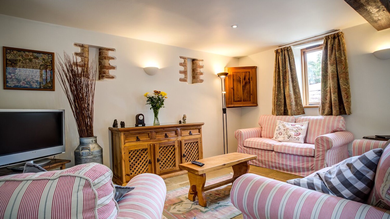 Photo of Livingroom in Whichford