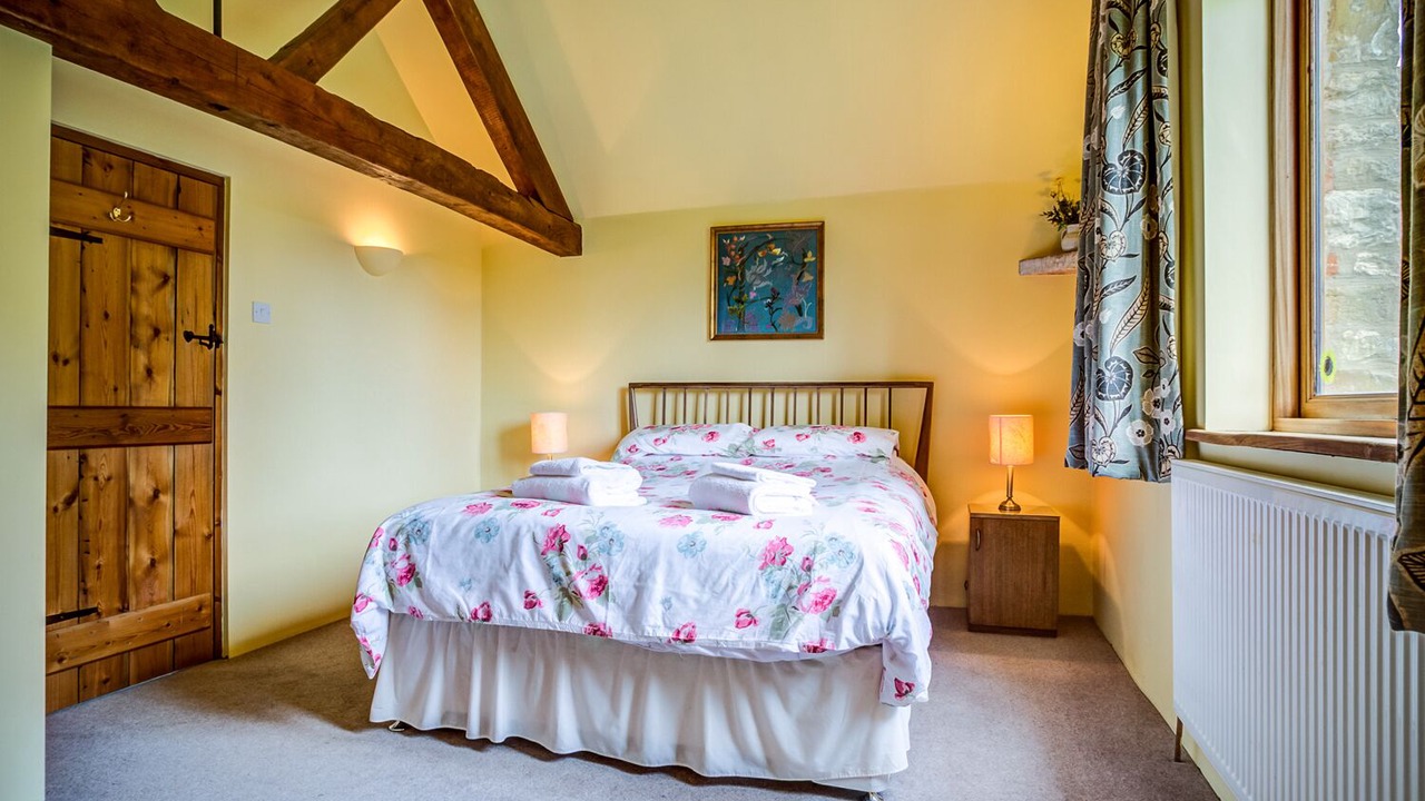 Photo of Bedroom in Whichford