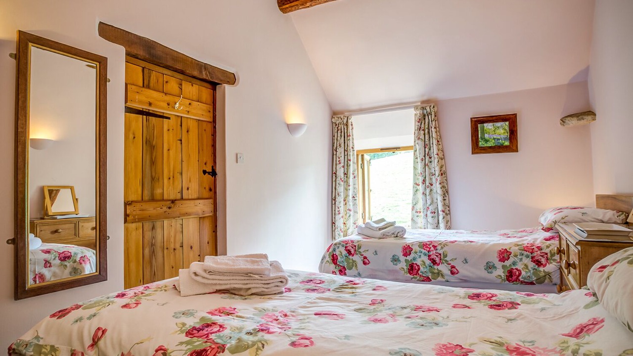 Photo of Bedroom in Whichford