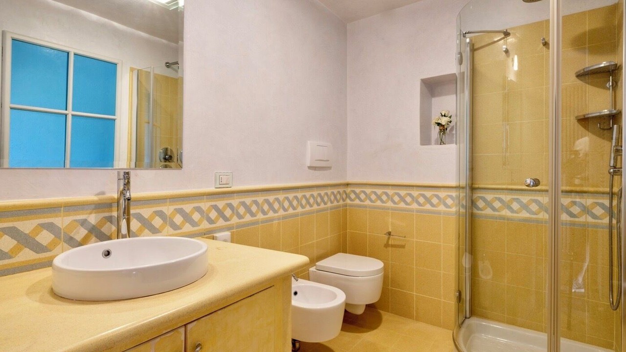 Photo of Bathroom in Lubaco