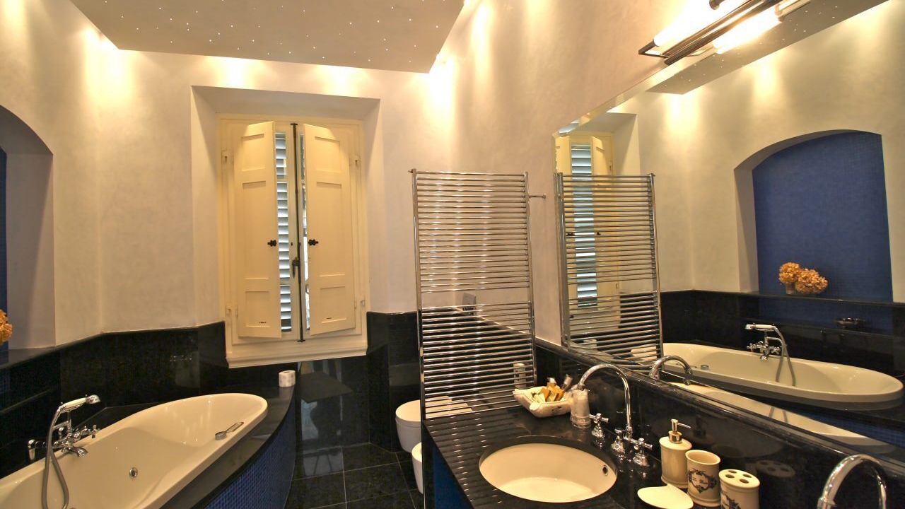 Photo of Bathroom in Lubaco