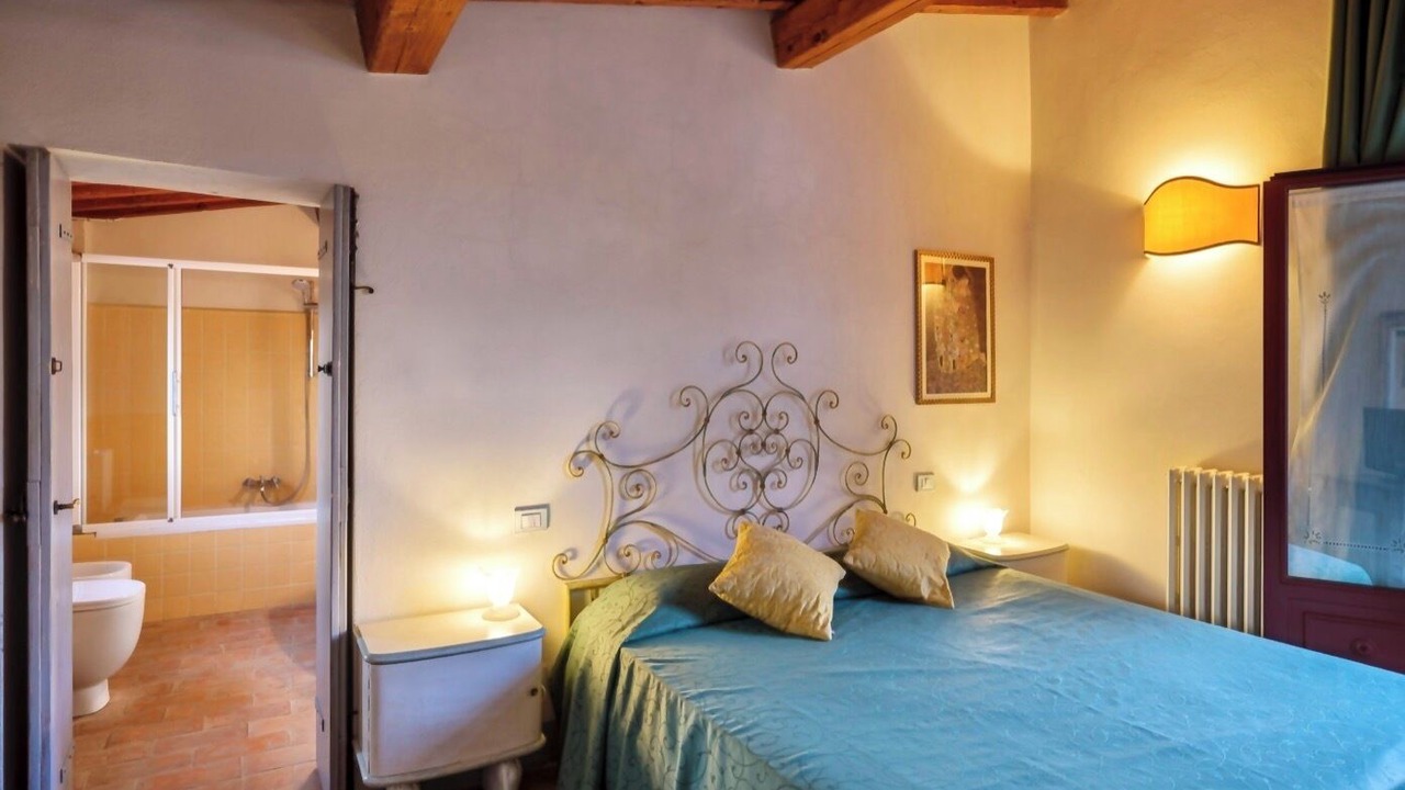 Photo of Bedroom in Lubaco