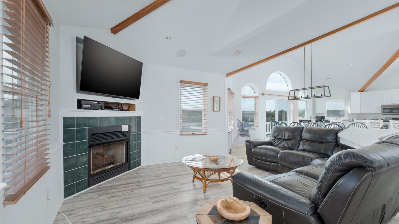 Photo of Livingroom in Pine Island